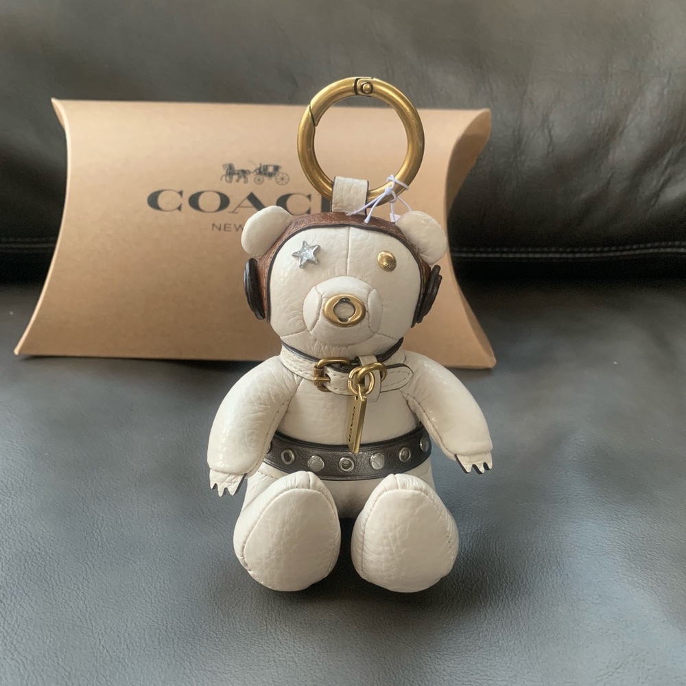 Star Wars X Coach Princess Leia Bear Bag Charm - Picture 2 of 7